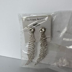 Fashion jewelry earrings